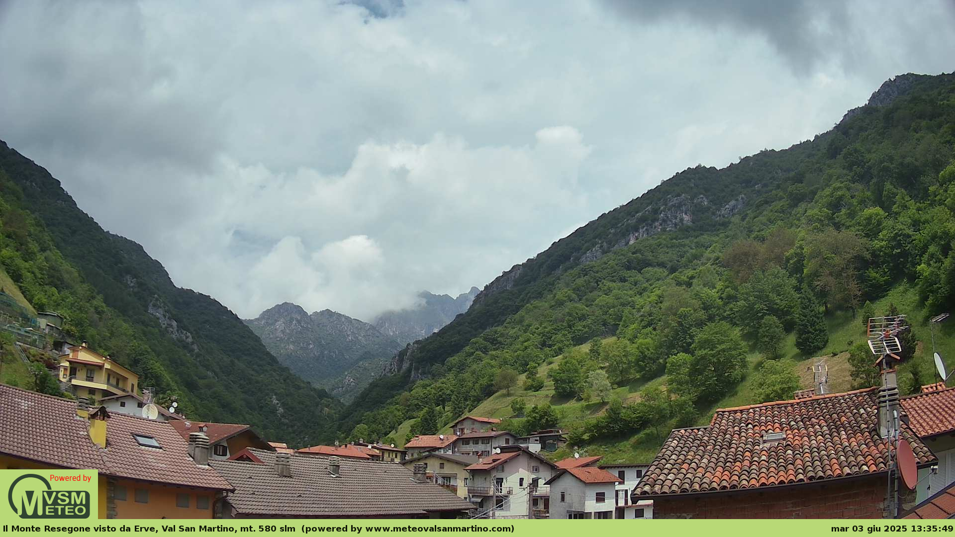 immagine della webcam nei dintorni di Piani di Artavaggio: webcam Erve