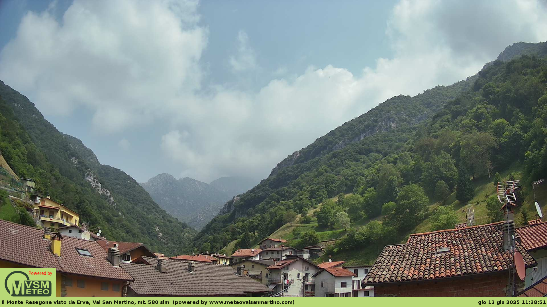 immagine della webcam nei dintorni di Piani di Artavaggio: webcam Erve