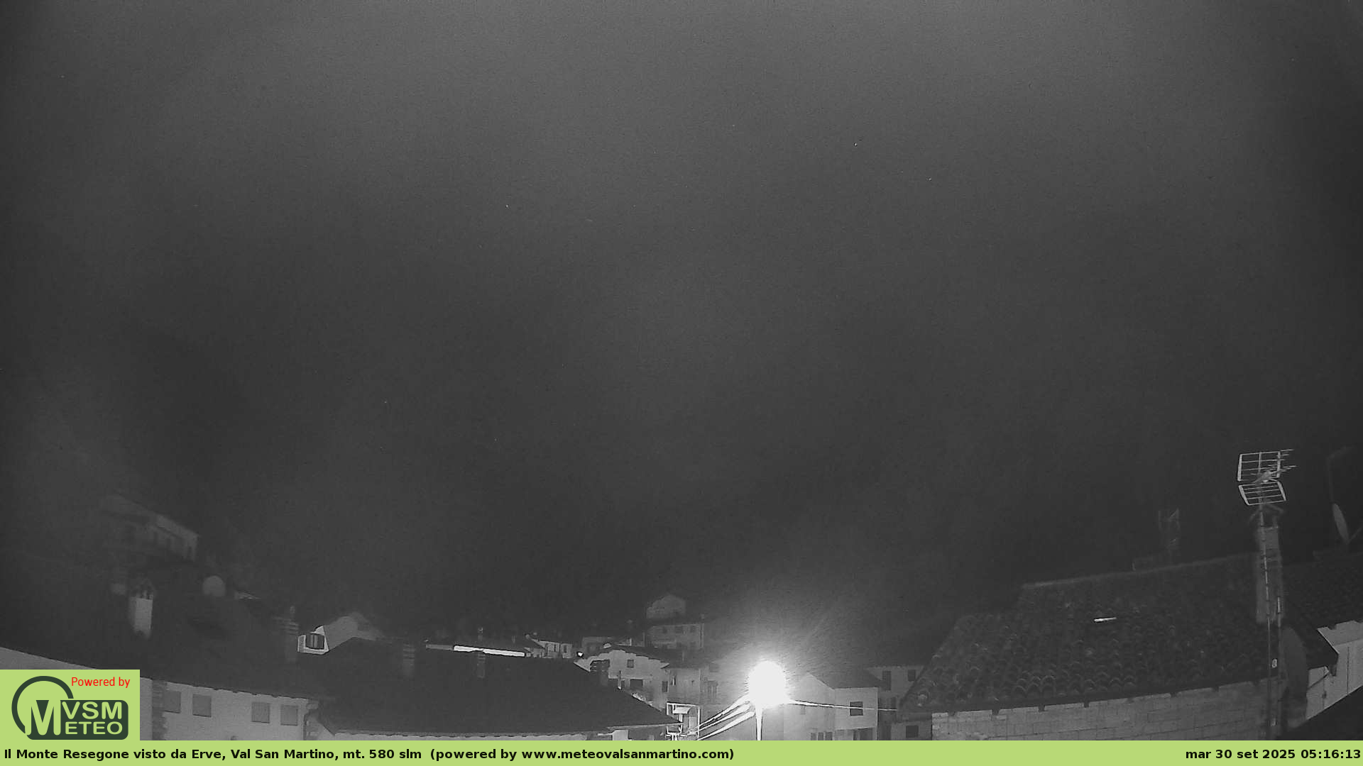 immagine della webcam nei dintorni di Piani Resinelli: webcam Erve