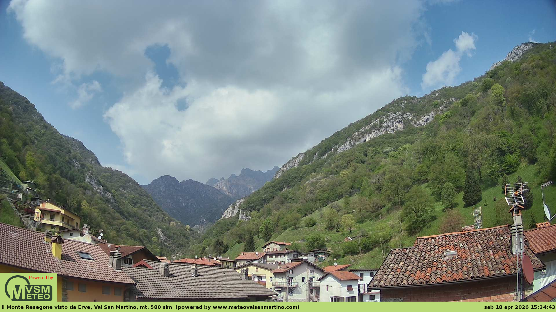 immagine della webcam nei dintorni di Piani Resinelli: webcam Erve